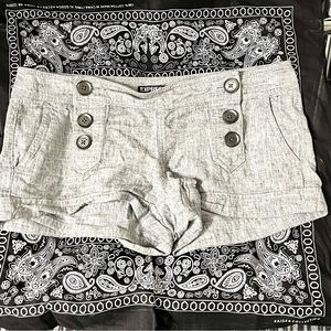 Express dress shorts Gray and White size 4